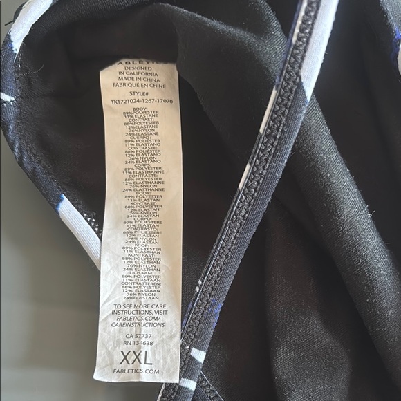 Fabletics Sports Bra - Picture 6 of 6